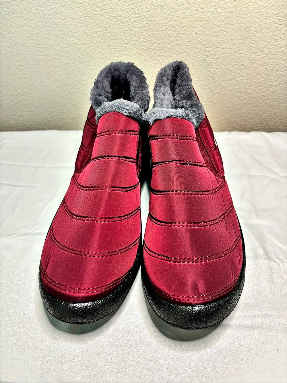 BJ Women's Faux Fur-Lined Slippers